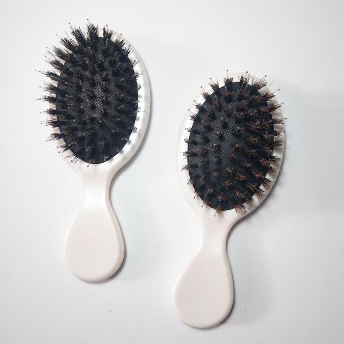 Guangzhou Factory Customized Mini Logo Size Oval Cushion Detangling Kids Hair Brush
